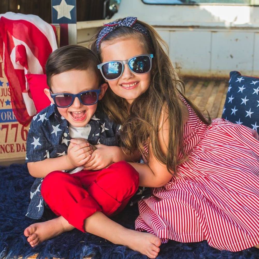 Meet your Posher, Claudia